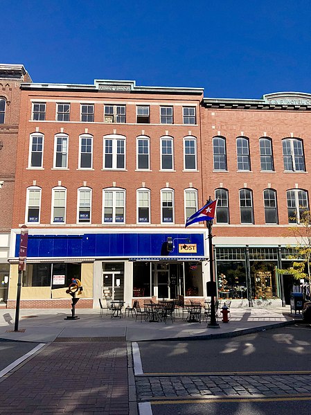 File:Hill's Block, Concord, NH (49211623362).jpg