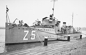 Hr.Ms. Z 5 (NIMH2158 023638).jpg