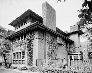 <span class="mw-page-title-main">Heller House</span> Historic house in Illinois, United States