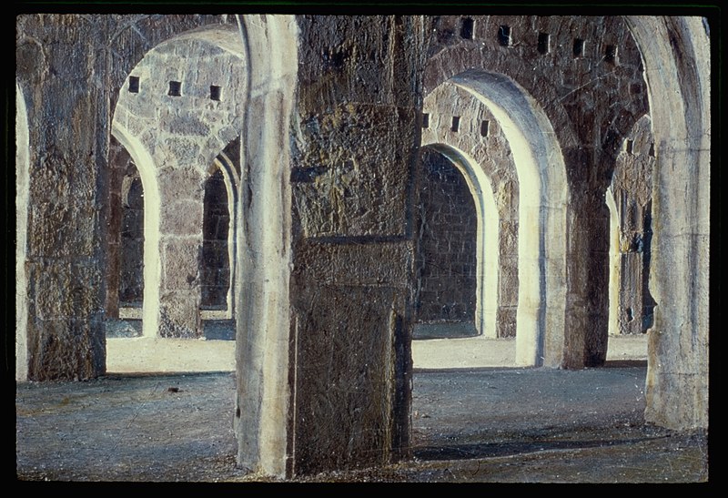 File:Jerusalem. Solomon's Stables LOC matpc.22784.jpg