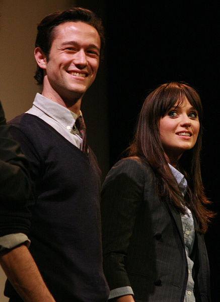 Joseph Gordon-Levitt and Zooey Deschanel at the film's premiere in March 2009