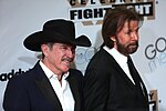 Thumbnail for File:Kix Brooks &amp; Ronnie Dunn (33146053810).jpg