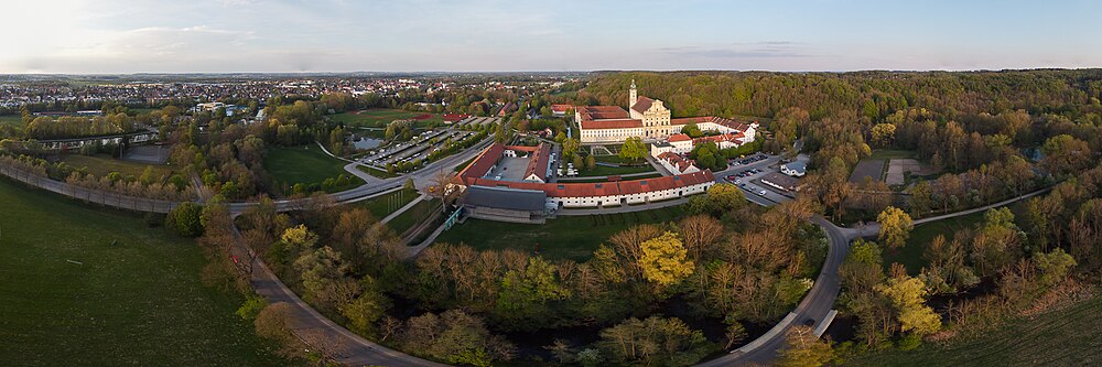 Kloster Fürstenfeld: Geschichte, Kirche Maria Himmelfahrt, Kloster