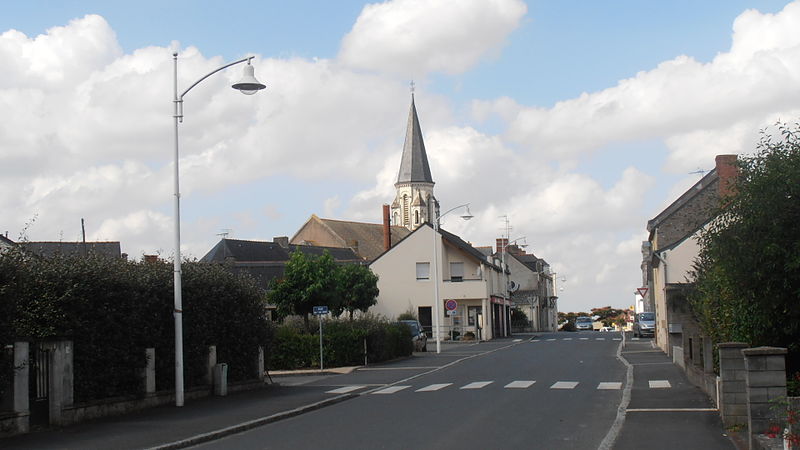 File:La Roche-Blanche (Loire-Atlantique) 003.JPG