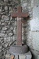 Croix du cimetière de l'ancienne église St-Étienne de la Capelle.