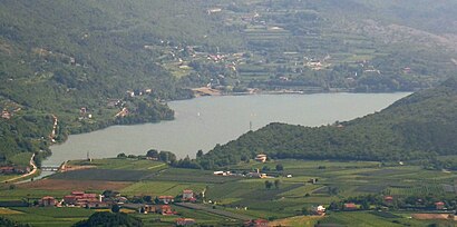 Come arrivare a Lago di Cavedine con i mezzi pubblici - Informazioni sul luogo