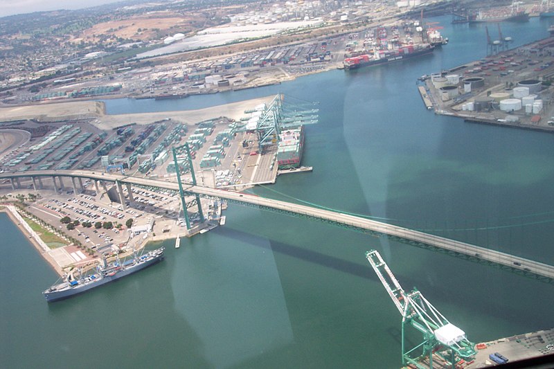 File:Los Angeles Harbor, Vincent Thomas Bridge - panoramio.jpg