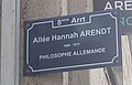 Plaque de l'allée Hannah-Arendt, en 2017.