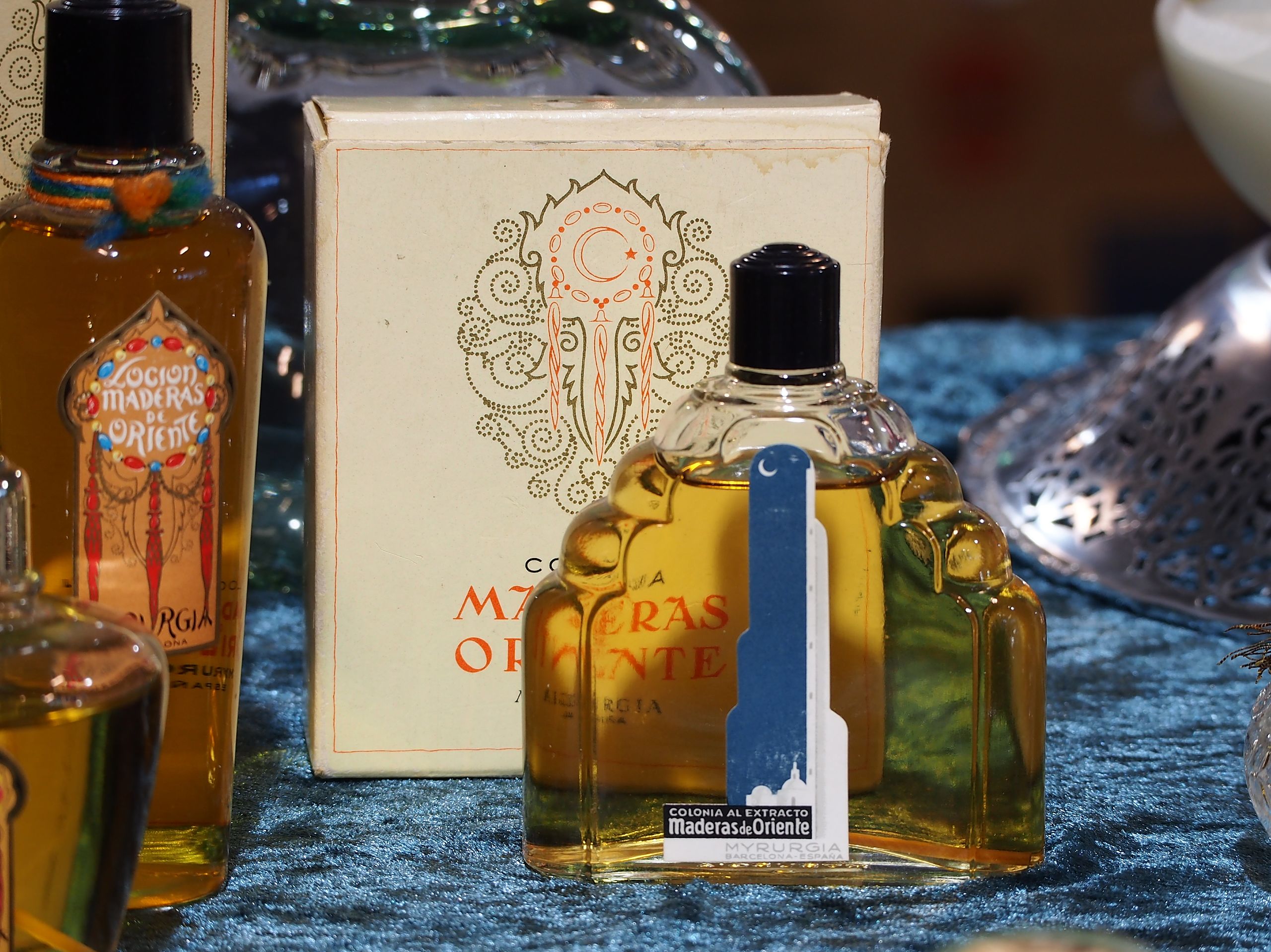File:Maderas de Oriente parfum pic2.JPG - Wikimedia Commons