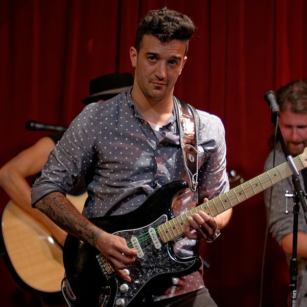 File:Mark Ballas (2014) (cropped).jpg