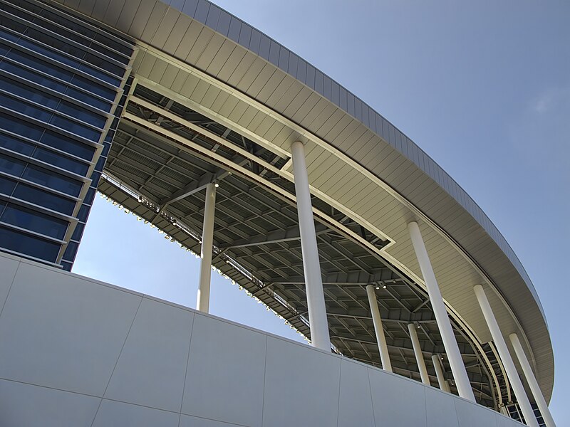 File:Marlins Park windows open.jpg