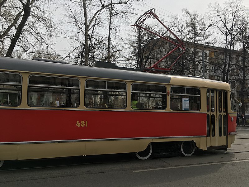 File:Moscow Retro Tram Parade 2019, Shabolovka Street - 5266.jpg