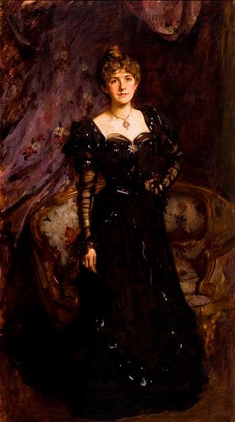 File:Mrs J.E. Crombie of Parkhill - Sir James Jebusa Shannon - ABDAG003858.jpg