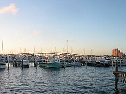 Nassau Harbor (2005).jpg