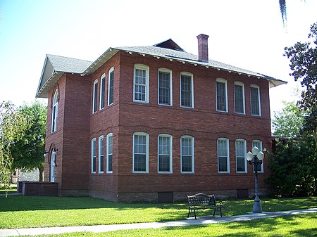 Newberry Hist Dist School01