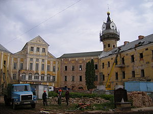 Нясвіжскі Палацава-Паркавы Комплекс: У дарадзівілаўскую эпоху, Драўляны замак, Будаўніцтва мураванага замка