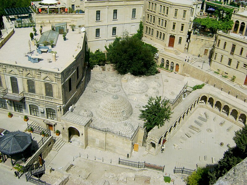 File:Old city baku azerbaijan2.jpg