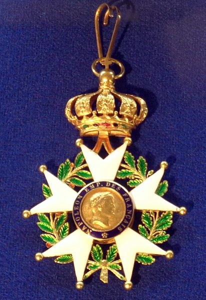 ファイル:Order of the Legion of Honour commander badge (France 1853-1870) - Tallinn Museum of Orders.jpg