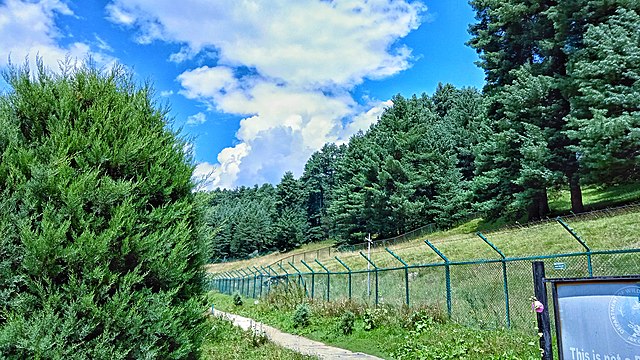 Overa-Aru Wildlife Sanctuary (protected area in Jammu and Kashmir)