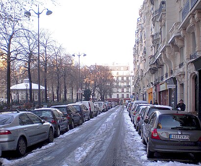 Comment aller à Rue Charles Baudelaire en transport en commun - A propos de cet endroit