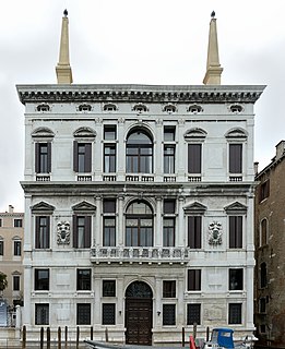 <span class="mw-page-title-main">Palazzo Papadopoli</span>