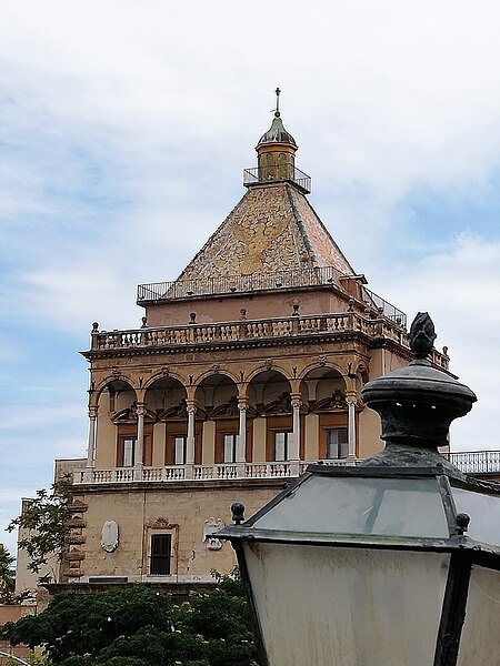 File:Palazzo dei Normanni (Palermo) 16 07 2019 27.jpg