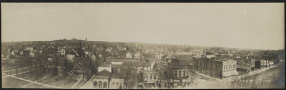 Panoramic view from Court House St. Peter, Minn. LCCN2013647304.tif