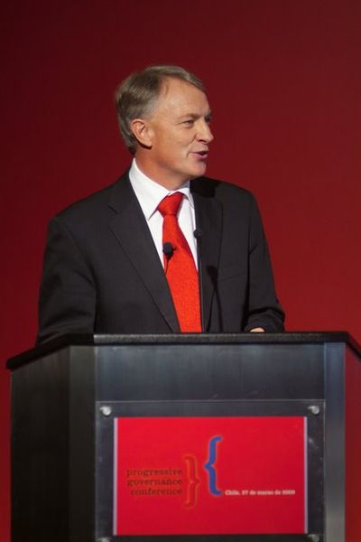 File:Phil Goff, Policy Network, April 6 2009.jpg