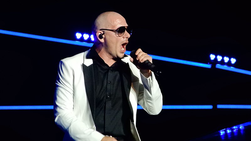 File:Pitbull in Concert in Las Vegas (26904117587).jpg