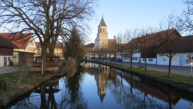 File:Polling - Klosterkirche v S, Tiefenbach.JPG