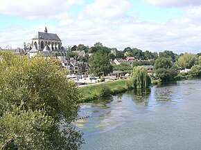 Pont-de-l'Arche, vue générale.JPG