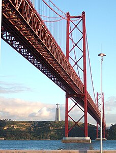 Ponte 25 de Abril Lisbonne.jpg