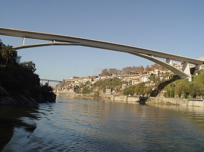 Como chegar a Ponte Infante Dom Henrique através de transportes públicos - Acerca do local