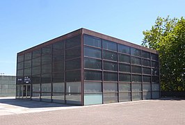 Glass cube in the exhibition hall