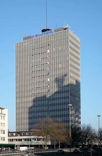 File:Postbank-Hochhaus Essen.jpg