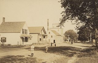 <span class="mw-page-title-main">Readfield, Maine</span> Town in the state of Maine, United States