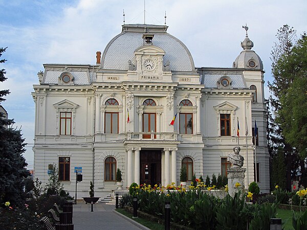 Image: Primaria municipiului Targoviste