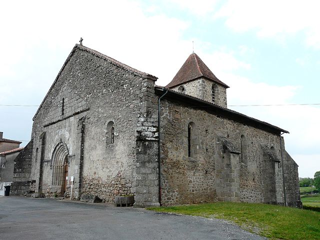 File:Saint-Estèphe (Dordogne) église.JPG