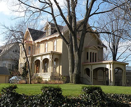 Sellers House, built in 1858, at 400 Shady Avenue.