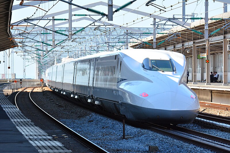 File:Shinkansen N700-2000 X1 (49765231148).jpg