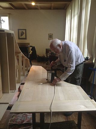 <span class="mw-page-title-main">Martin Skowroneck</span> German harpsichord builder