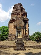 Kichik minorasi Bakong, Kambodja 0614.jpg