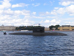 Submarine B-585 Sankt-Peterburg in SPb 2011 (3).jpg