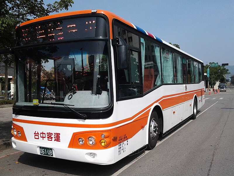 File:Taichung Bus 061-U8 20131109.jpg