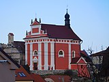 Tetín - Kostel sv. Ludmily od JZ (z ulice na Knížecí)