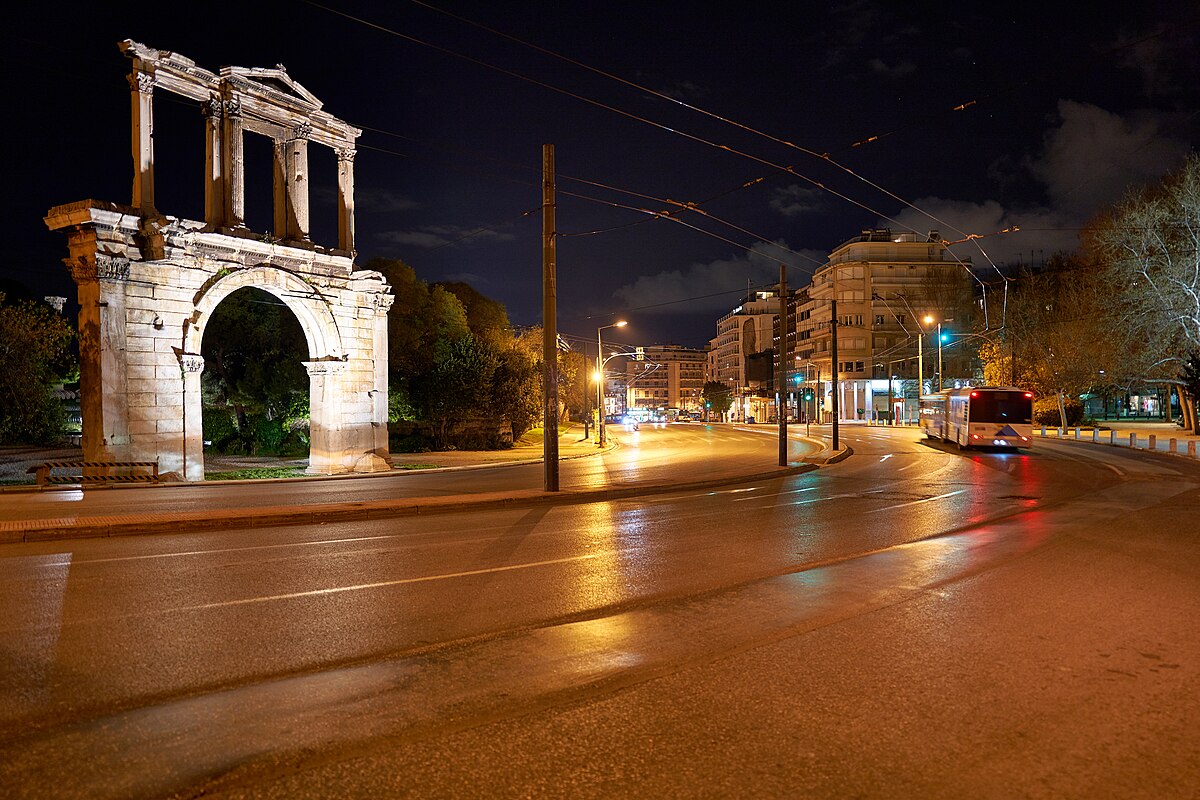 арки в афинах
