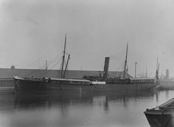 The Africa with four railway carriages of a hospital train during the First World War