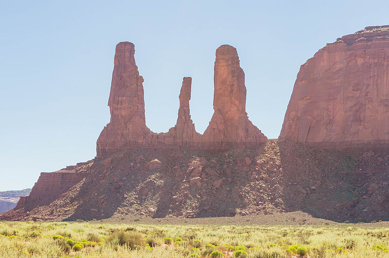 File:Three Sisters, Monument Valley.jpg