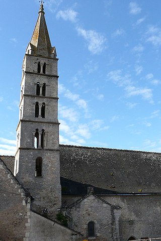 <span class="mw-page-title-main">Truyes</span> Commune in Centre-Val de Loire, France