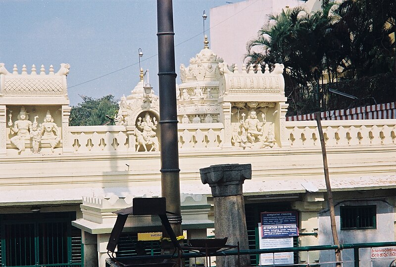 File:Two Gopuras (towers) above the caves of the main shrines of Gavigangadreswara temple in Bangalore.jpg